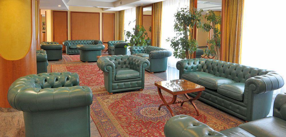 Hotel Svevo Джоя-дель-Колле Экстерьер фото