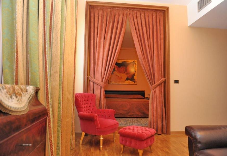 Hotel Svevo Джоя-дель-Колле Номер фото